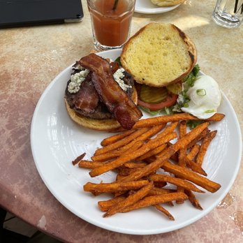 Treehouse Restaurant and Pub - Blues Burger + Bloody Mary - Pubs Near Me - Atlanta, Georgia Treehouse Restaurant and Pub - Blues Burger + Bloody Mary - Pubs Near Me - Atlanta, Georgia