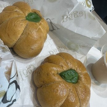 Bagelology - The cutest pumpkin bagels, so warm and fresh! - Bagels Near Me - Frisco, Texas Bagelology - The cutest pumpkin bagels, so warm and fresh! - Bagels Near Me - Frisco, Texas