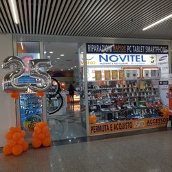 Novitel - Entrata negozio