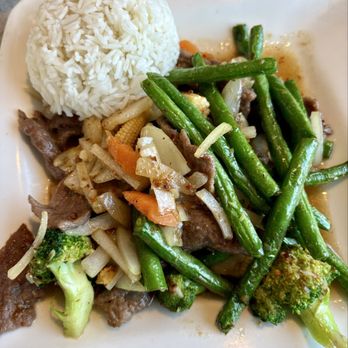Thai Garden - TC. Lemon Grass Beef Lunch Special - Thai Near Me - Clarkston, Washington