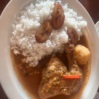 El Criollo Bar & Grill - Bomb! Pollo Criollo. Staff was friendly, food is authentic! - Cuban Near Me - Burbank, California El Criollo Bar & Grill - Bomb! Pollo Criollo. Staff was friendly, food is authentic! - Cuban Near Me - Burbank, California