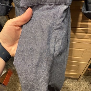 Issaquah Tailor - No pleat over this pocket, so they don't match. - Sewing & Alterations Near Me - Issaquah, Washington