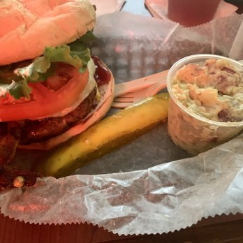 Callaghan's Irish Social Club - Cheeseburger and potato salad - Burgers Near Me - Mobile, Alabama Callaghan's Irish Social Club - Cheeseburger and potato salad - Burgers Near Me - Mobile, Alabama