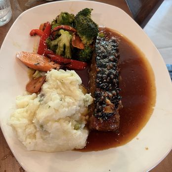 Z’Tejas - mashed potatoes were bland, veggies were crisp - Tex-Mex Near Me - Kyle, Texas