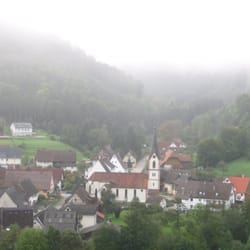 Pension Himmelreich - Another misty view from the balcony, overlooking the town church.