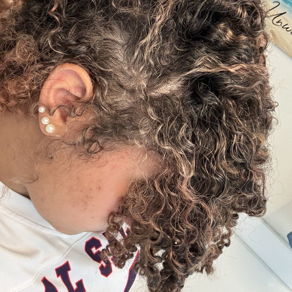 This was what I got after being told that my pink could not be removed.. and got grey hair This was what I got after being told that my pink could not be removed.. and got grey hair