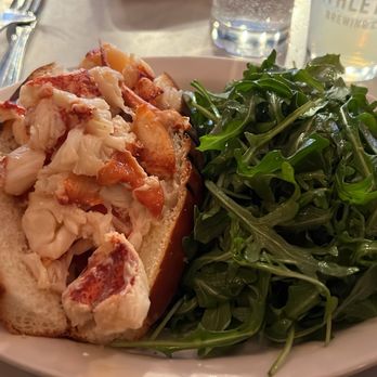 Neptune Oyster - Seafood Near Me - Boston, Massachusetts