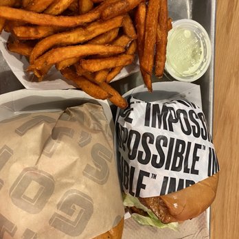 Gott's Roadside - Our late night snacks at 9pm - Burgers Near Me - San Francisco, California