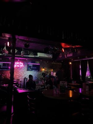 The Oaks Tavern by null