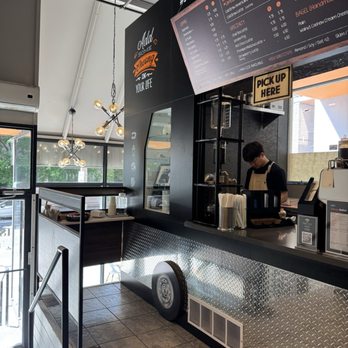 18feet - food truck style counter - Cafes Near Me - Toronto, Ontario
