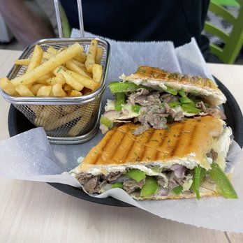 Piu Bello Gelato - Philly Cheesesteak with fixins - Ice Cream & Frozen Yogurt Near Me - Carolina, Puerto Rico Piu Bello Gelato - Philly Cheesesteak with fixins - Ice Cream & Frozen Yogurt Near Me - Carolina, Puerto Rico