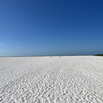 Tigertail Beach - The beach walk to the Gulf side - Beaches Near Me - Marco Island, Florida Tigertail Beach - The beach walk to the Gulf side - Beaches Near Me - Marco Island, Florida
