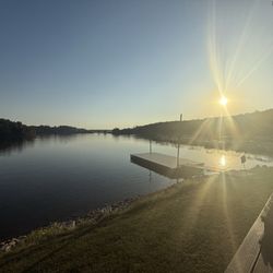 Thousand Hills State Park Lakeside Grille, Cabins & Marina - Outdoor seating!!! Like... WHY THE HECK ARE WE THE ONLY ONES ON THIS DECK?!?! Good food, amazing facilities... what am I missing?