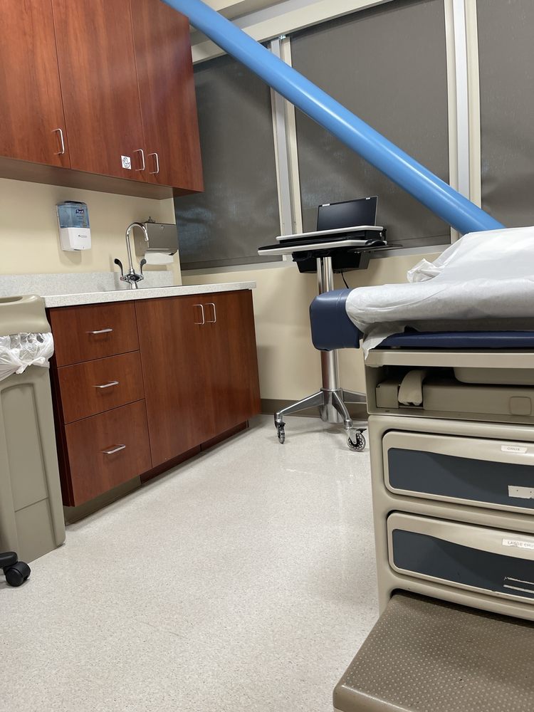 Clinicas KRB Health Center - grief counselor in Oxnard, CA