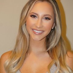 Makeup By Biaina - Makeup by biaina 818.572.7865. Instagram @biainaxo