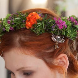 Die kleine Blumenwerkstatt - Elfenhafte Trauzeugin (Foto: Marcus Bläsing)