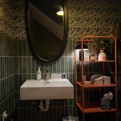 Teller’s Lounge