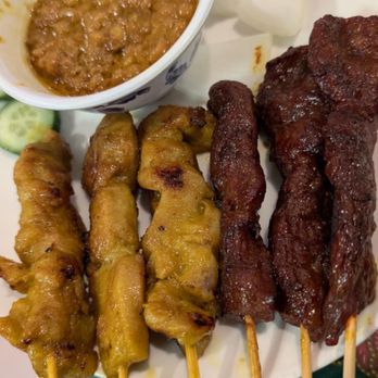 Malay Restaurant - Chicken and beef skewers - Malaysian Near Me - Flushing, New York Malay Restaurant - Chicken and beef skewers - Malaysian Near Me - Flushing, New York