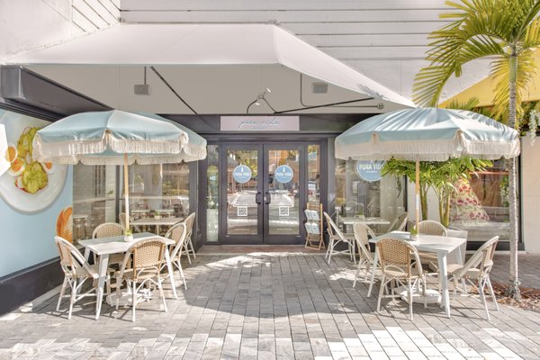 Pura Vida Miami by null