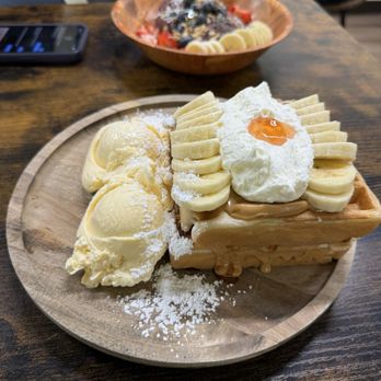 Waffle and Berry - Peanut Butter Banana Waffle - Waffles Near Me - Honolulu, Hawaii Waffle and Berry - Peanut Butter Banana Waffle - Waffles Near Me - Honolulu, Hawaii