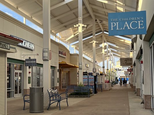 Jersey Shore Premium Outlets by null