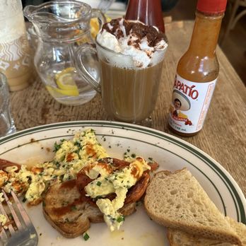 La Note - Lucas Eggs - French Near Me - Berkeley, California La Note - Lucas Eggs - French Near Me - Berkeley, California