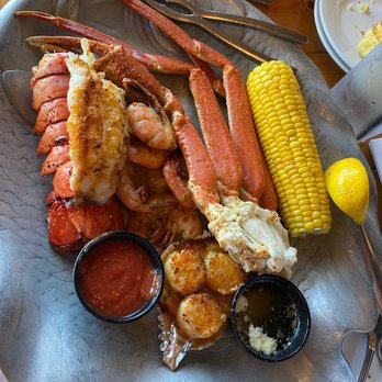 Dockside Restaurant - Dockside dinner - Seafood Near Me - Beaufort, South Carolina