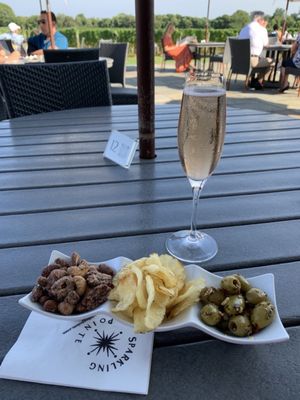 Sparkling Pointe Vineyards & Winery by null
