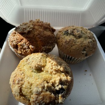 Mimi's Cafe - Blueberry Mimi's Blueberry Crumble Muffin, Mimi's Buttermilk-Spice Muffin - Breakfast & Brunch Near Me - Fontana, California Mimi's Cafe - Blueberry Mimi's Blueberry Crumble Muffin, Mimi's Buttermilk-Spice Muffin - Breakfast & Brunch Near Me - Fontana, California