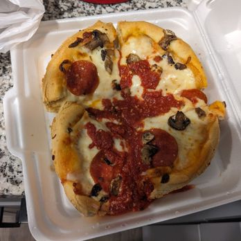 Enzo's Pizza & Grill - a pepperoni pizza in a styrofoam container - Pizza Near Me - Panama City, Florida Enzo's Pizza & Grill - a pepperoni pizza in a styrofoam container - Pizza Near Me - Panama City, Florida