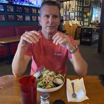Capogna's Dugout - Pizza Near Me - Clearwater, Florida