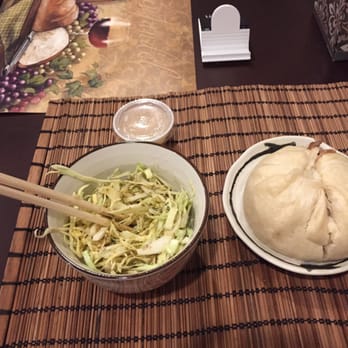 Nikuman-Ya - Dinner~~ got three this time and freeze the other two for next week!! - Japanese Near Me - Gardena, California