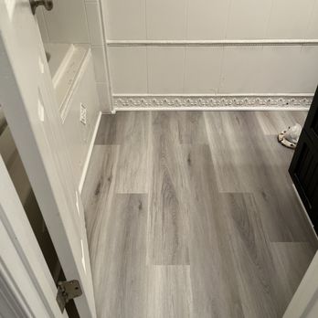 APS Flooring and Carpet - Bathroom 1 - Flooring Near Me - Alexandria, Virginia