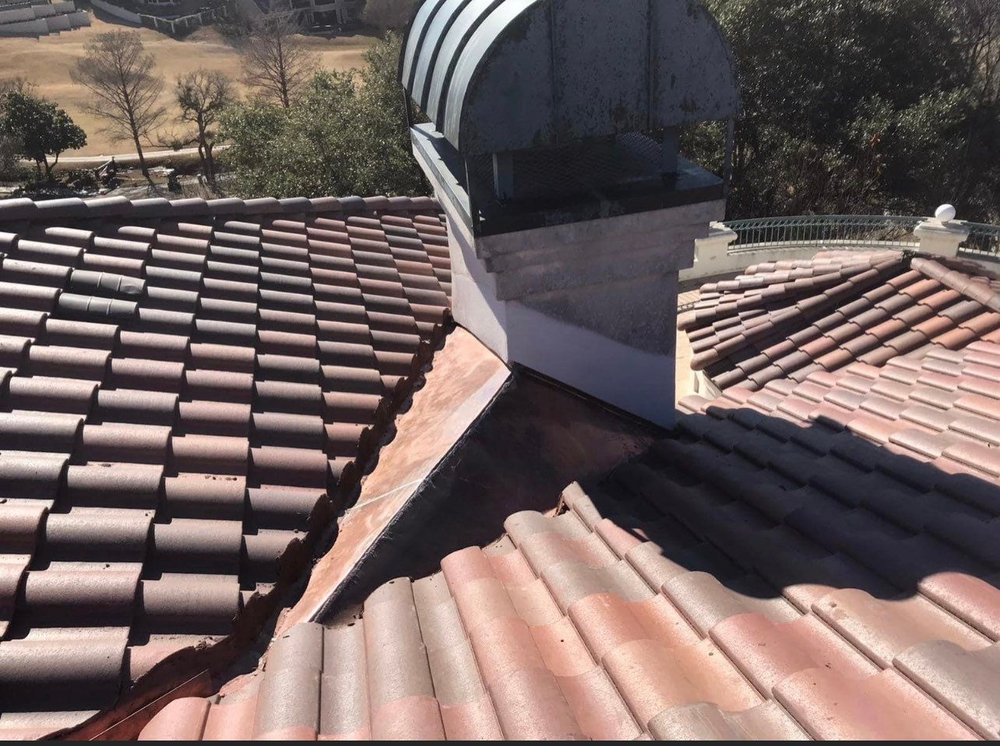 Slide of Good Guys Roofing