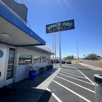 Space Age Restaurant and Bar - Breakfast & Brunch Near Me - Gila Bend, Arizona