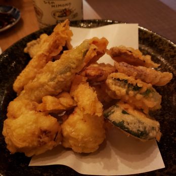 Maru Japanese Bistro - Vegetable mix tempura - Japanese Near Me - Toronto, Ontario Maru Japanese Bistro - Vegetable mix tempura - Japanese Near Me - Toronto, Ontario