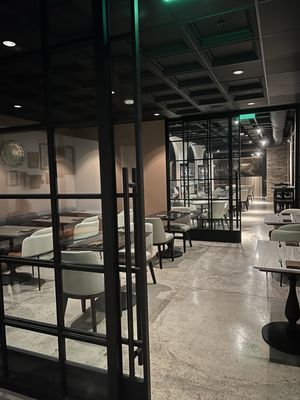 Bourbon House by null