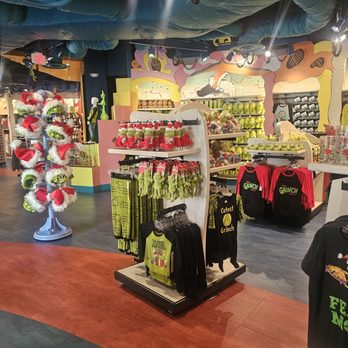 Mulberry Street Store - Souvenir Shops Near Me - Orlando, Florida