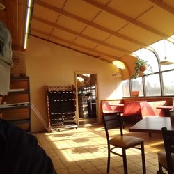 Dune's Auto-Truck Plaza - Dining area.