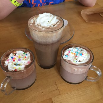 Ramones Bakery & Cafe - Harrison - Mexican Mocha and two hot chocolates - Bakeries Near Me - Eureka, California Ramones Bakery & Cafe - Harrison - Mexican Mocha and two hot chocolates - Bakeries Near Me - Eureka, California