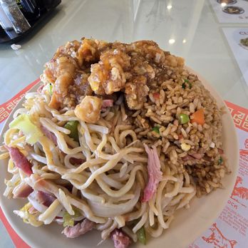 Lee’s Chinese Kitchen - garlic chicken, pork chow mein, pork fried rice. - Chinese Near Me - Modesto, California