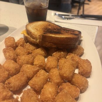 The Counter - Kids grilled cheese and tots - Burgers Near Me - Honolulu, Hawaii