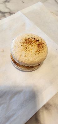 Ohh...macarons by null