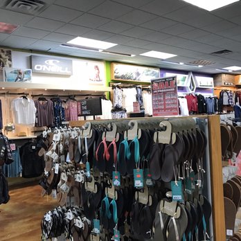 Coastal Edge - Men's Clothing Near Me - Virginia Beach, Virginia