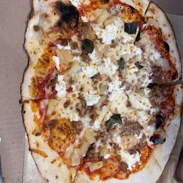 Aloha Goat Pizza