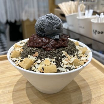 The Cups Bingsu Cafe - Black Sesame Bingsu (Small) - Desserts Near Me - Vaughan, Ontario The Cups Bingsu Cafe - Black Sesame Bingsu (Small) - Desserts Near Me - Vaughan, Ontario