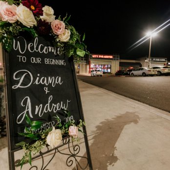 Flower Lily Events - Floral Designers Near Me