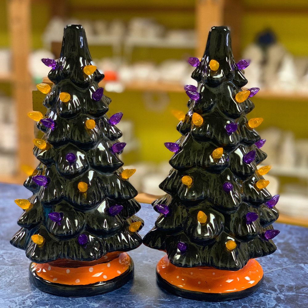 POTTERY PLAYHOUSE Updated October 2024 159 Photos 114 N Main St