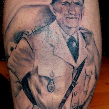 Iron Circus Tattoo - Tattoo Near Me - Berlin, BE