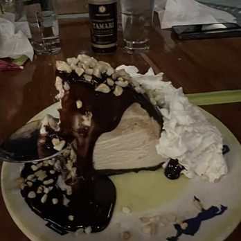 Duke's La Jolla - Kimo 's Original Hula Pie - New American Near Me - La Jolla, California